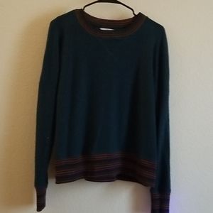 Very pretty Sweater. Teal green. 👁❤Offers!!